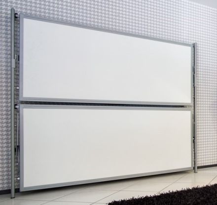 Basis kleur met alu frame.